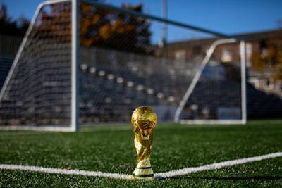 مباراة ليفربول وتوتنهام هوتسبيرصراع الأبطال في الدوري الإنجليزي