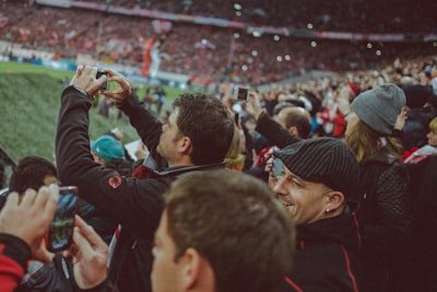لاعب انتقل من باريس إلى توتنهامقصة انتقال مثير للجدل